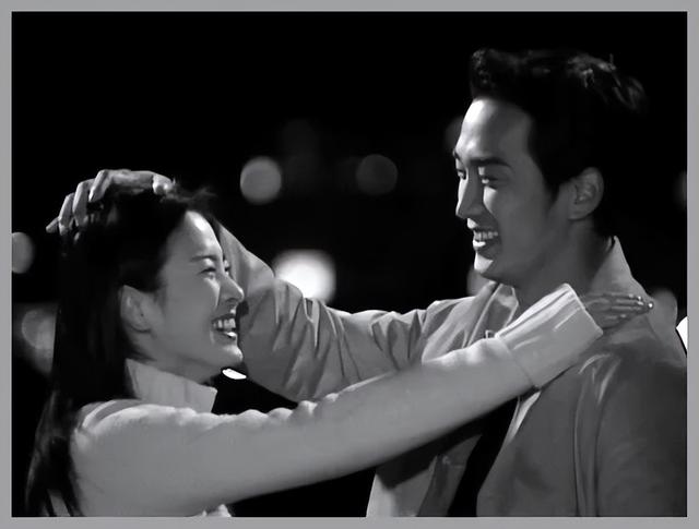 人畜无害的清纯美女,正在悄悄变“坏”?这就叫做真正的蛇竭美人