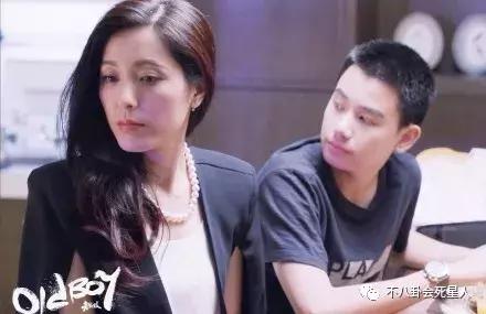 美过章子怡出道多年却一直不火,曾靠全裸照片博关注