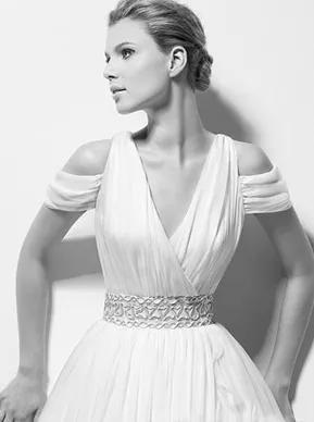 每个女孩都有一个婚纱梦,而我是个婚纱控