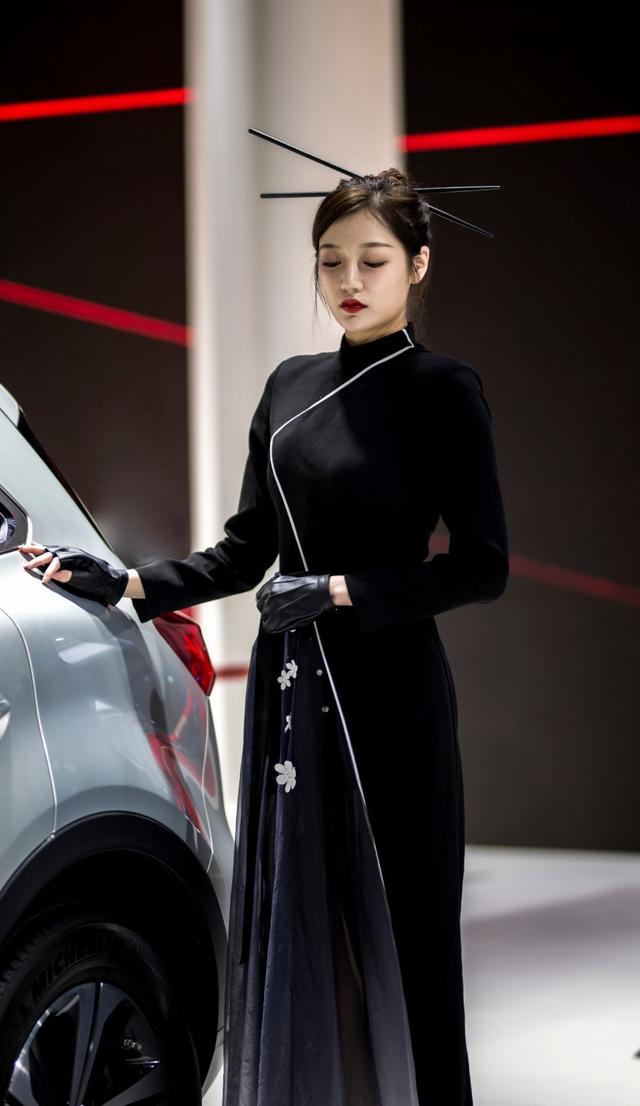 2019年昆明车展随拍的美女模特们（大量照片，有空我会持续更新）