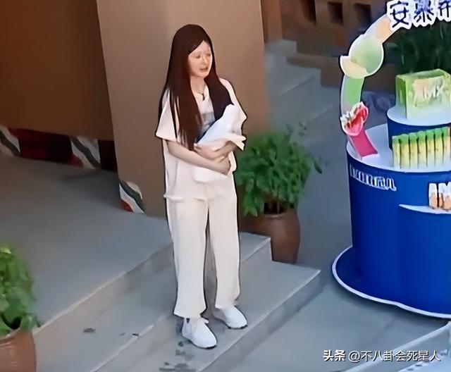 6大娱乐圈全员素颜名场面,卸了妆的女星比美,才是真的刺激