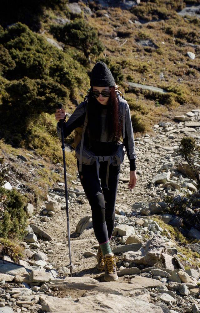 明明已为人母，却个个身材火辣、性感美艳，有人一口气连生四胎