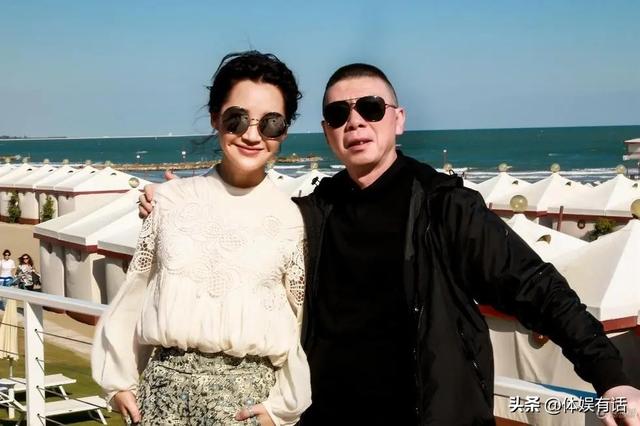 许晴的臀、舒淇的唇、李小冉的胸,这些中年女星性感起来能迷死人