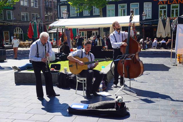 暴走阿姆斯特丹,看“百无禁忌”的“性都”到底是个什么样?