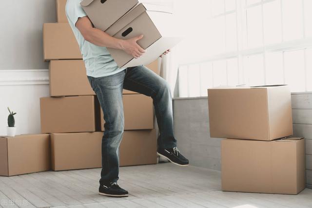 小说：我和美女房东的幸福生活(二)