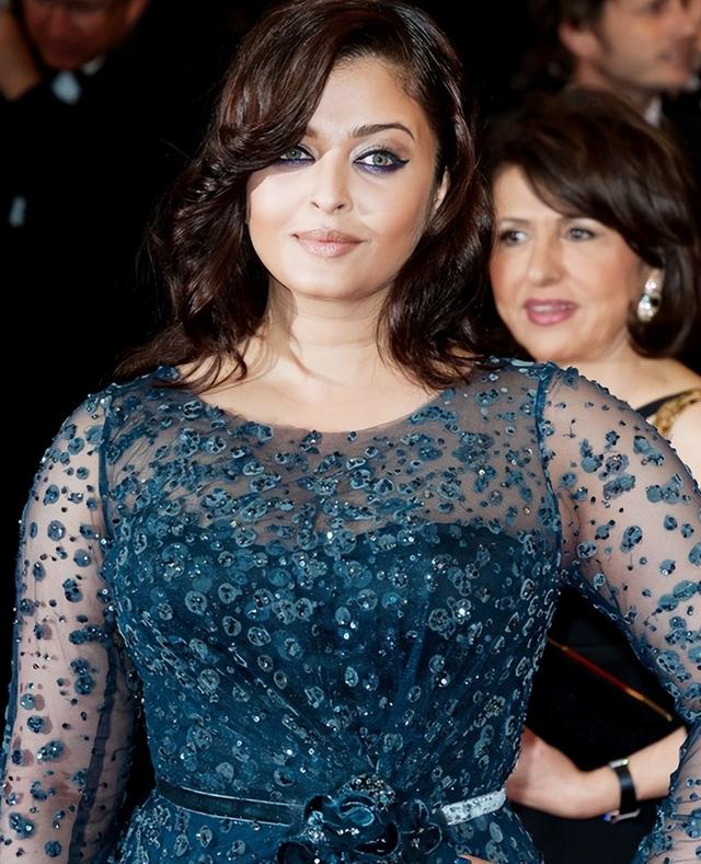 印度第一美人，美貌迷倒众生却遭国人唾骂，被迫和一棵香蕉树结婚