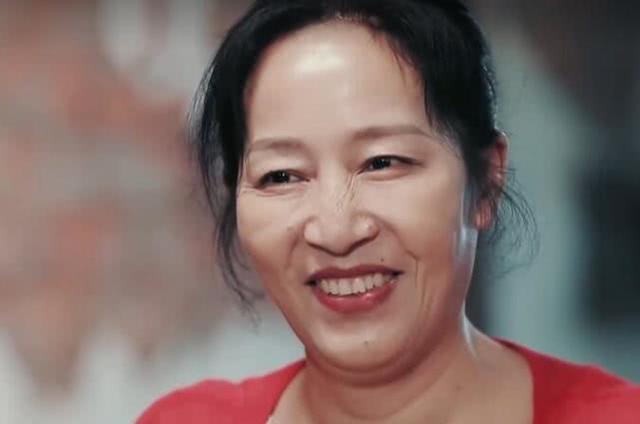 有一种完美女婿叫李佳航，上一秒说丈母娘缺点，下一秒反应太暖心