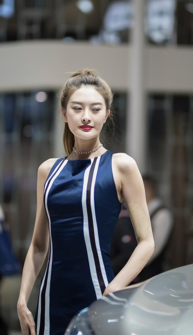 2019年昆明车展随拍的美女模特们（大量照片，有空我会持续更新）