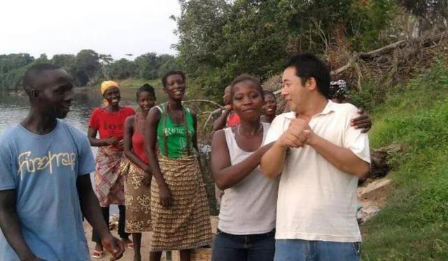 非洲女人比较黑，娶个非洲女人是什么体验？