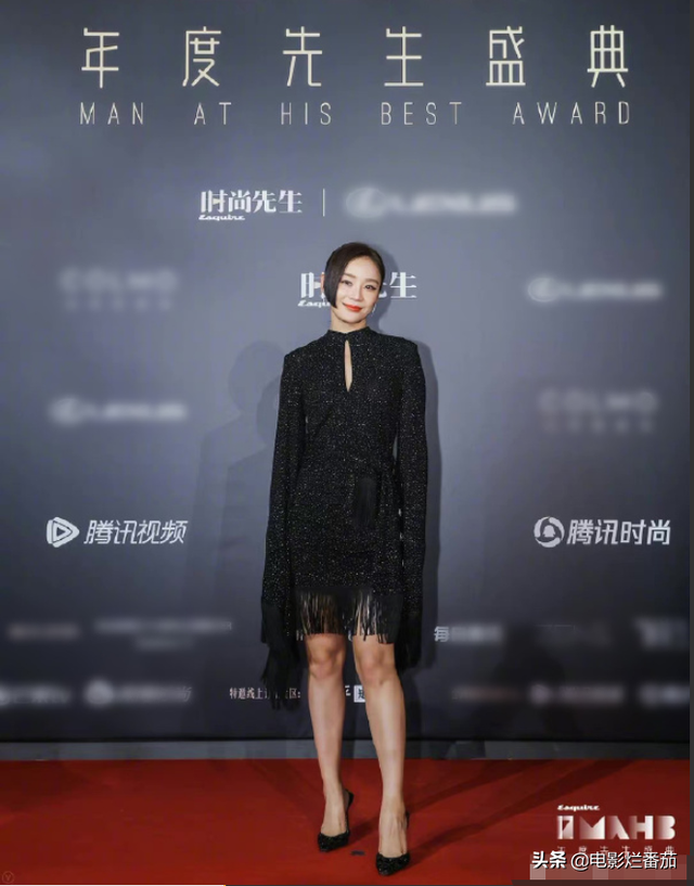 时尚先生红毯暗战，万茜又美又欲，吴宣仪清凉性感，金晨艳压全场