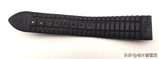 海奕施三年退役~1688买的18元皮表带怎么样?