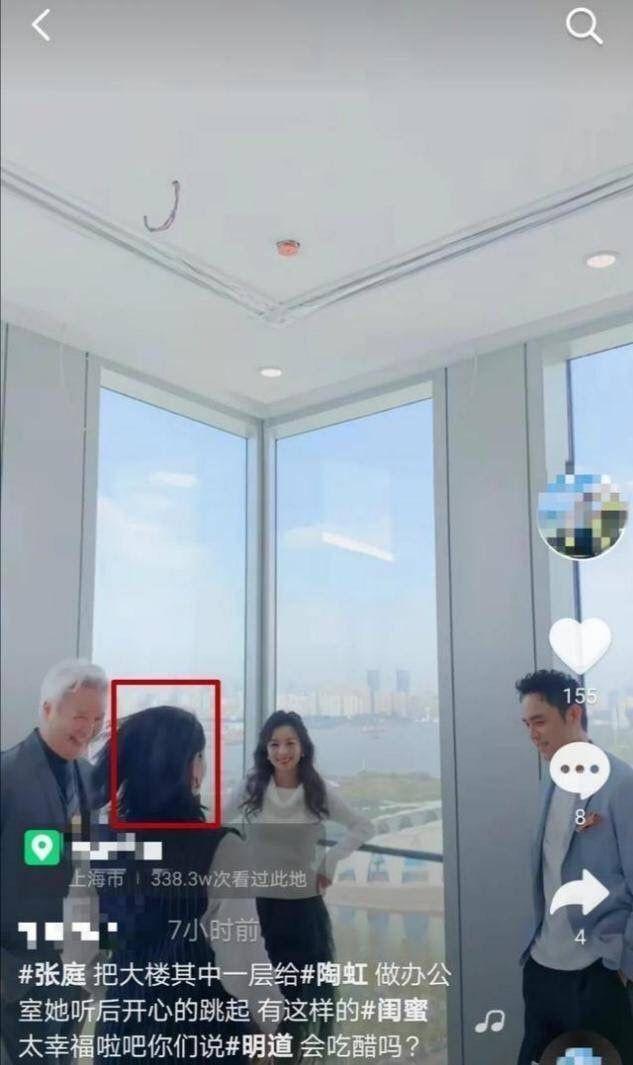 娱乐圈哪有真感情！这6对塑料姐妹花，为上位互踩，抢闺蜜老公