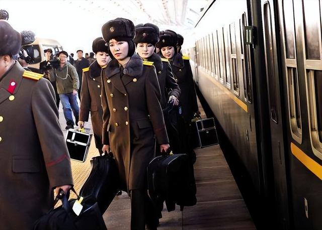 走进朝鲜,平壤街面上汽车不多,美女却很多,真实情况如何?