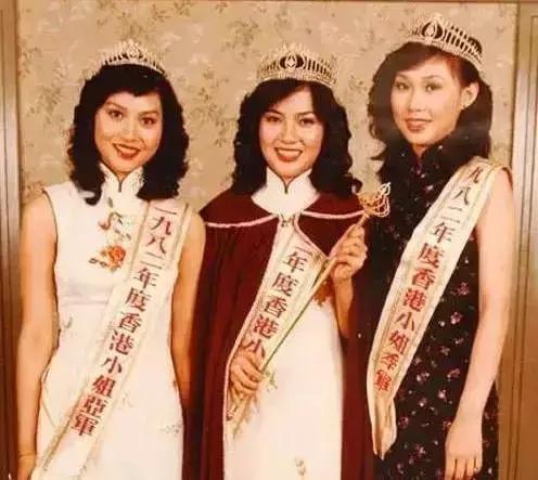 《音乐故事》她是《容易受伤的女人》首唱,更是励志女王