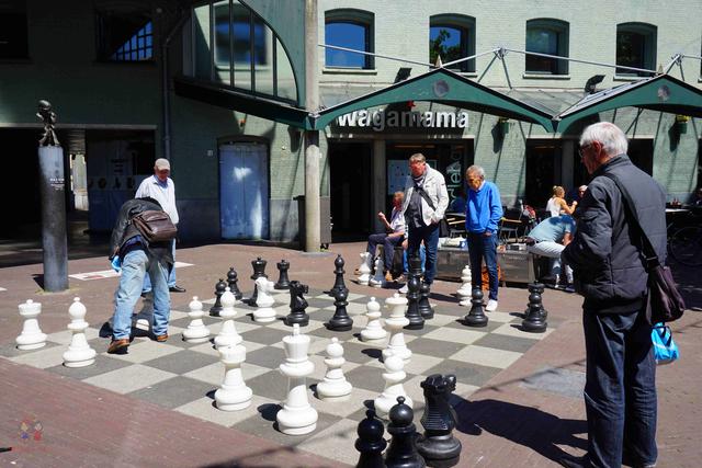 暴走阿姆斯特丹,看“百无禁忌”的“性都”到底是个什么样?