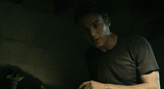 变态男子6年绑架几十个漂亮女孩，侵犯之后将她们残忍杀害，电影