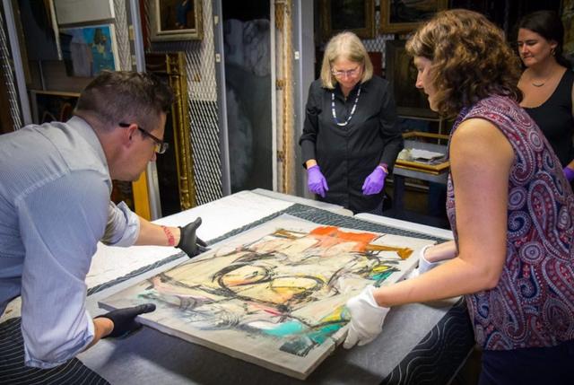 美国普通退休教师,居然是传说雌雄大盗?逍遥半生,到死都没被抓