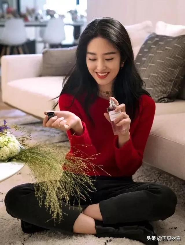 美女大PK,成都和武汉一样盛产女明星,个个都是天仙下凡