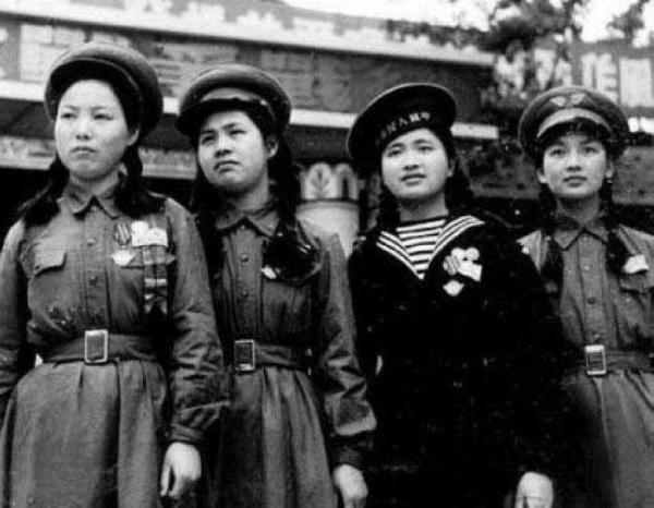 应征女青年看过来：女兵标准发型是啥样？