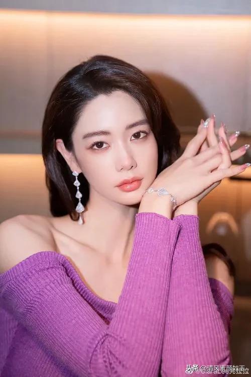 克拉拉不愧为亚洲第一性感美女