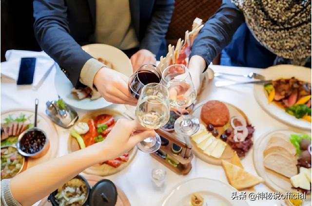 中国第一美女贪官细节披露，40位上司被迷倒，入狱连警察都不放过