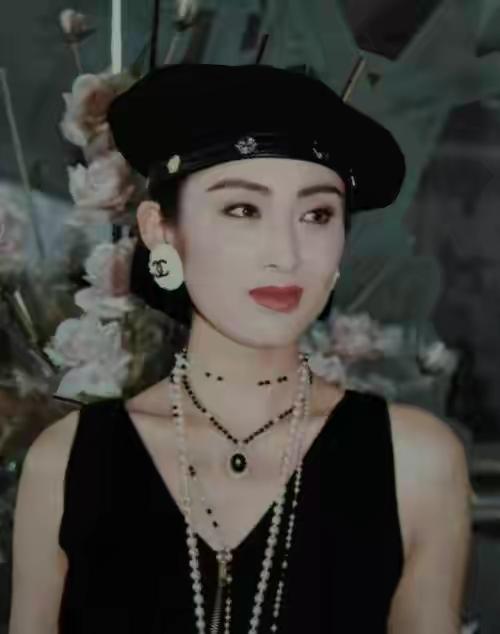 中国影史“最美”的6位女明星，第一争议最大，陈红只能排第5