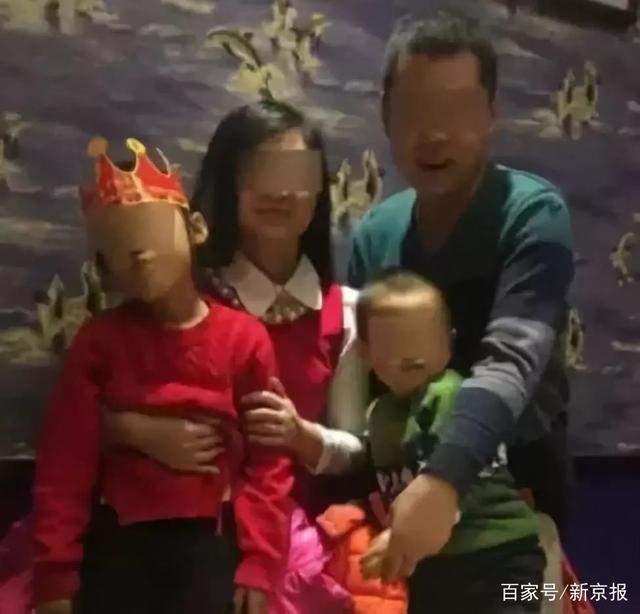 “大仙”、信徒和被鞭打致死的女人