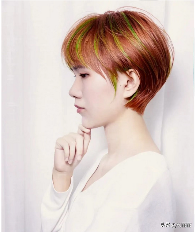 女士短发别乱剪,最火还是这三种,清爽自然真时尚