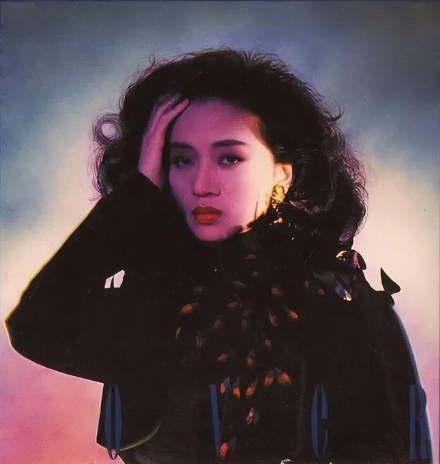 娱乐圈哪有真感情！这6对塑料姐妹花，为上位互踩，抢闺蜜老公