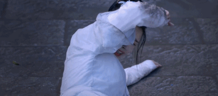 人畜无害的清纯美女,正在悄悄变“坏”?这就叫做真正的蛇竭美人