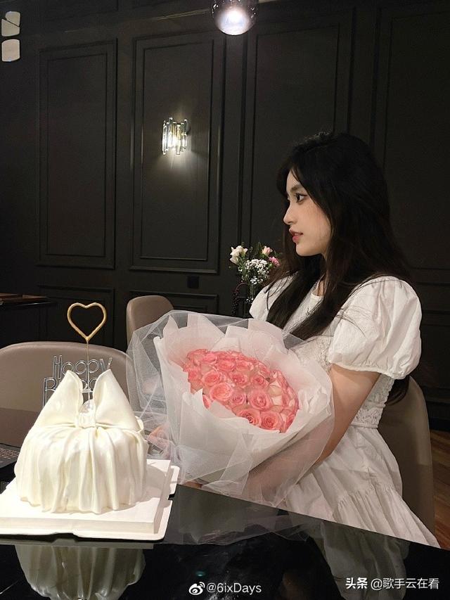 99年美女空乘小姐姐迷人美照欣赏，真好看