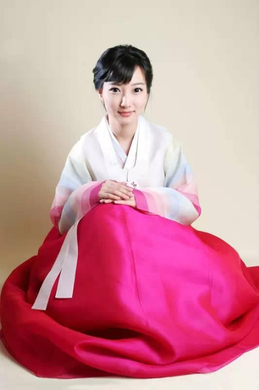 56个民族美女图集真人版！值得收藏