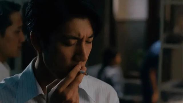 《色,戒》里面,最大胆的并不是被删减的大尺度床戏