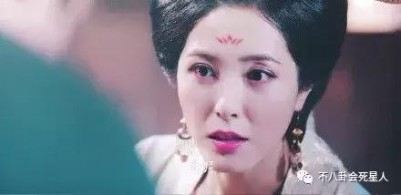 美过章子怡出道多年却一直不火,曾靠全裸照片博关注