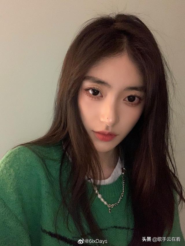 99年美女空乘小姐姐迷人美照欣赏，真好看