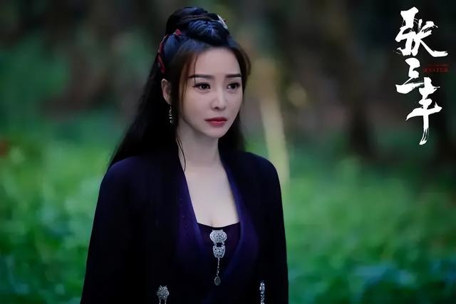 53岁扮少年,41岁装清纯少女,2022最烂10部电影,一部比一部辣眼