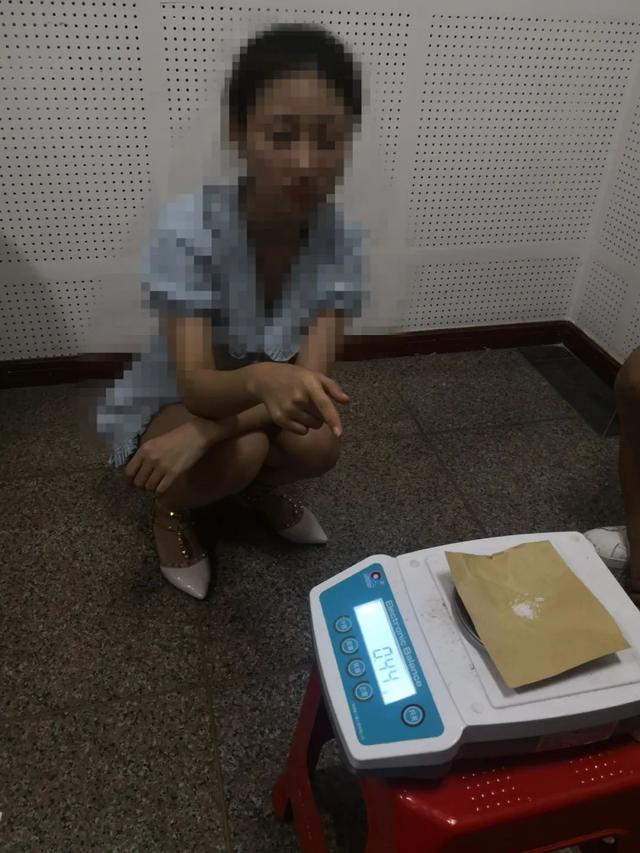 “好东西，懂的来，私聊！”夜店美女频发莫名朋友圈，民警成功破译密码