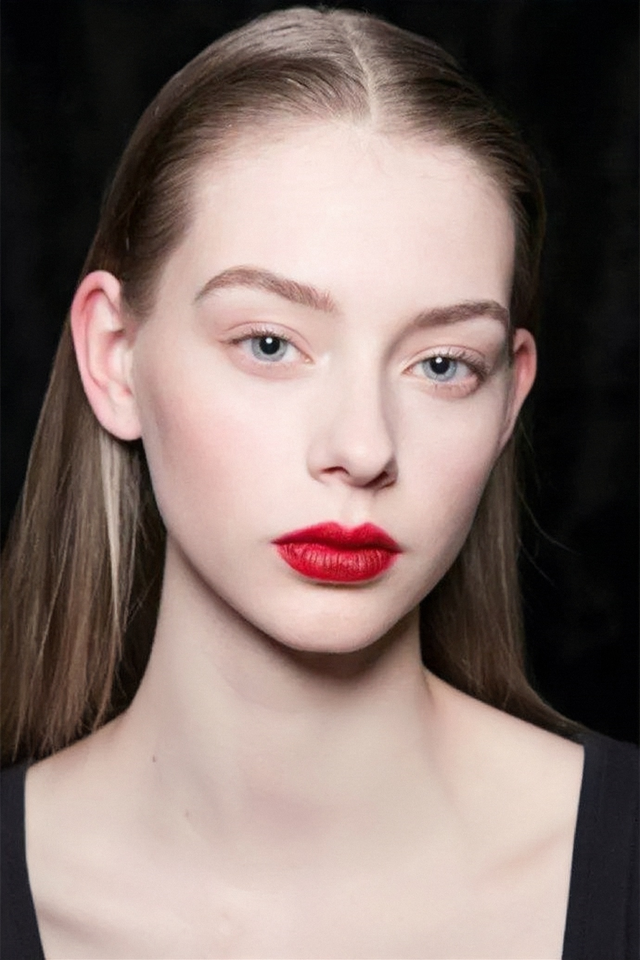 西欧荷兰的美女有哪些特点,你们都知道吗?个个美艳绝伦