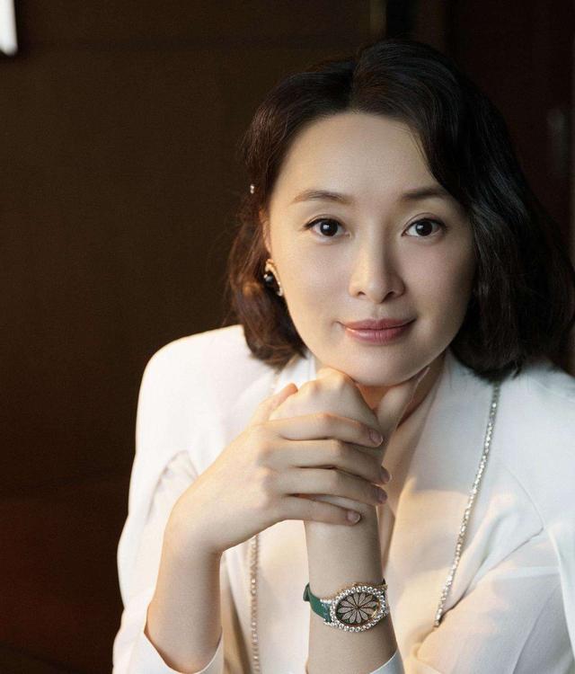 至今未婚的5位内地大龄女星，各有各的苦衷，最大51岁，最小49岁