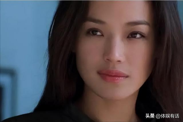 许晴的臀、舒淇的唇、李小冉的胸,这些中年女星性感起来能迷死人