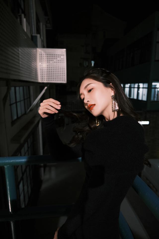 八位美女写真,风姿绰约小天仙,惊鸿一瞥清流溪,有你喜欢的吗?