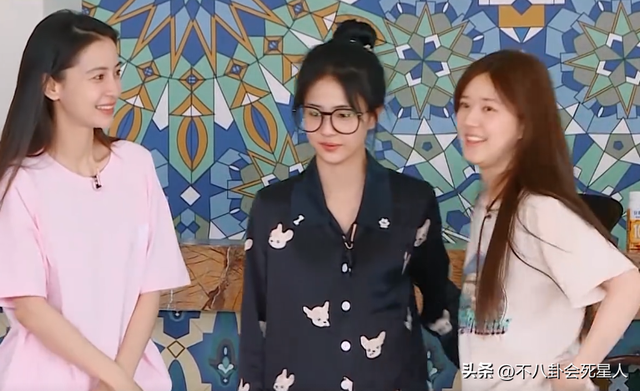 6大娱乐圈全员素颜名场面,卸了妆的女星比美,才是真的刺激