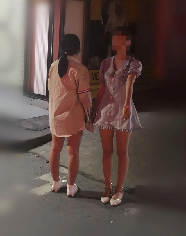 “好东西，懂的来，私聊！”夜店美女频发莫名朋友圈，民警成功破译密码