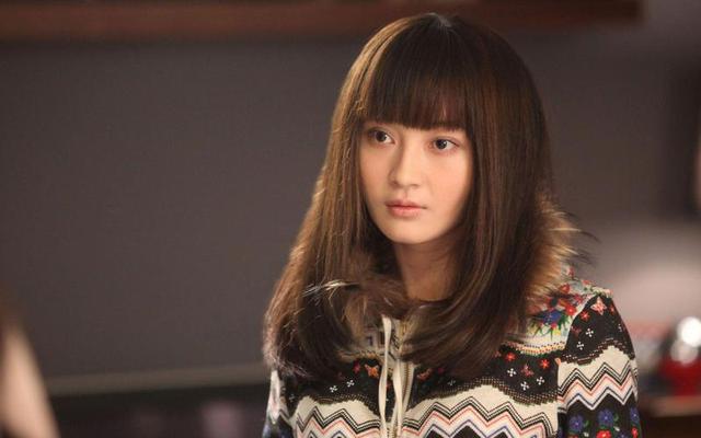 姚笛出轨又出轨，深夜与男友亲吻孕期被抛弃的她还有人心疼吗？