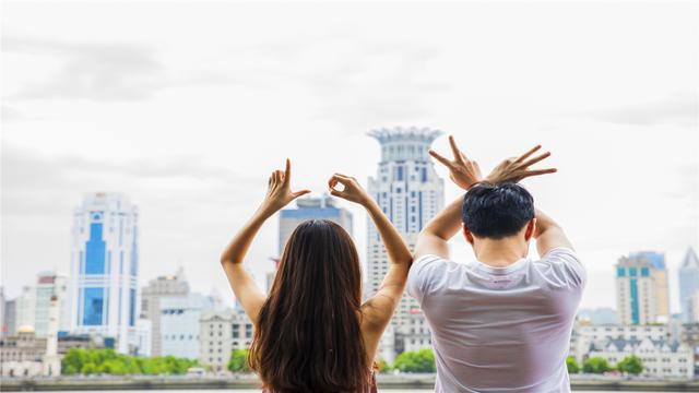 心理学:让男人爱你越来越深,你要学会做一个“善变”的女人