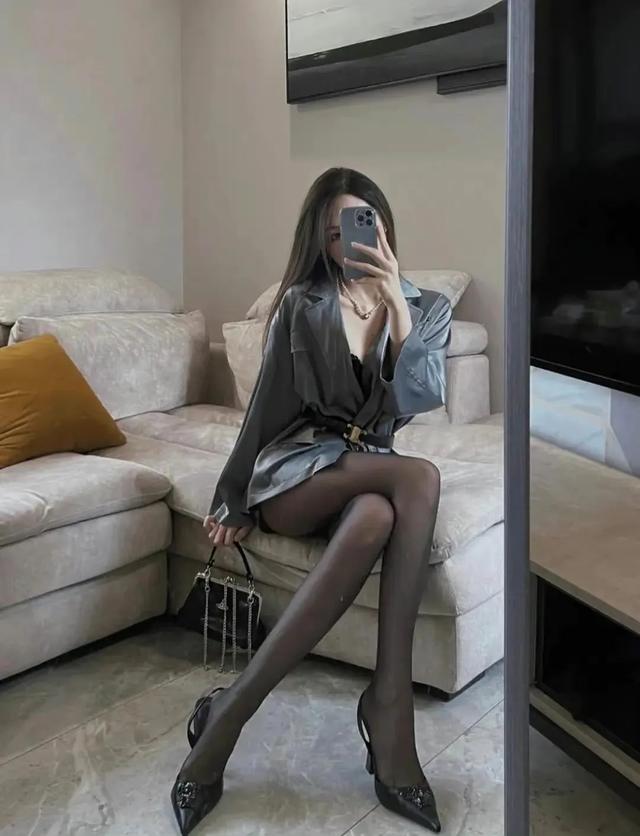 Hot美女写真图片杂集，有你喜欢的类型吗？