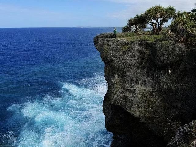 世界上最早看见太阳的国家，女人身材肥胖却有最美丽的脸