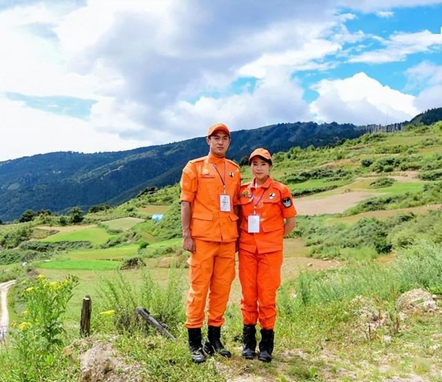 2020年,不丹最美公主嫁入嫂子佩玛家族,穿传统红嫁衣戴牡丹王冠