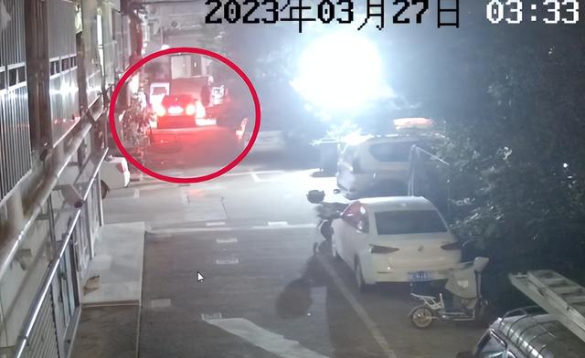 “美女”主播开奔驰、穿黑丝,半夜干这种不齿之事,被抓竟是男儿身