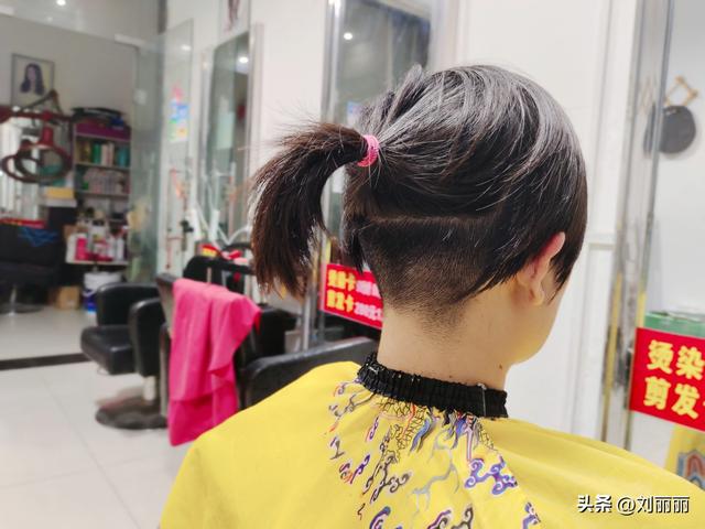 女士短发别乱剪,最火还是这三种,清爽自然真时尚